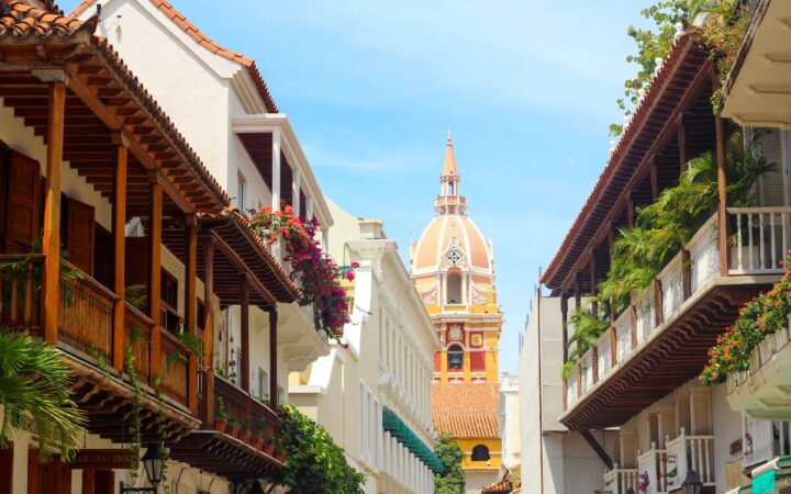 Visit Ecuador 360 Cartagena Colombia Tour 2024.06.26.01
