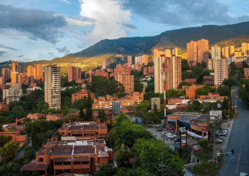 Visit Ecuador 360 Medelllin Tour 2024.06.24.03